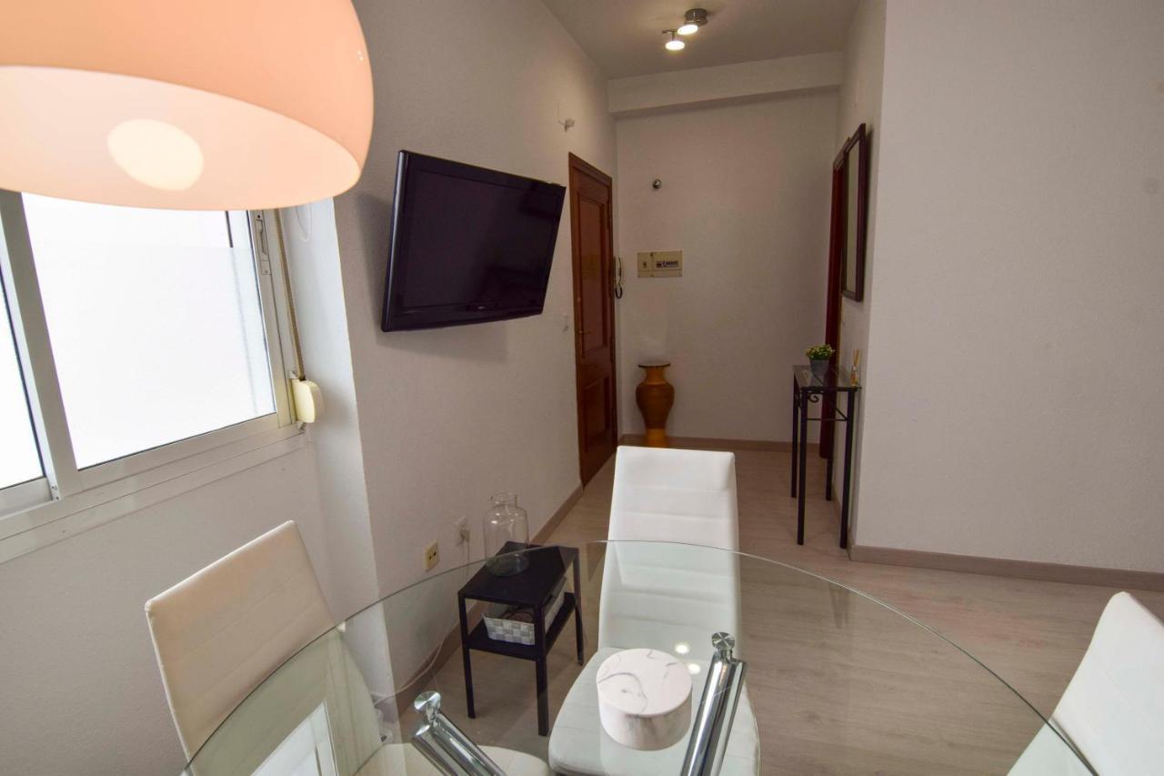 Apartament Letmalaga Economy San Telmo Zewnętrze zdjęcie